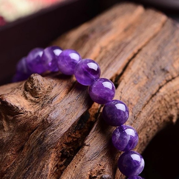 🆕New Amethyst 8mm Healing Gemstone Bracelet - Picture 2 of 2